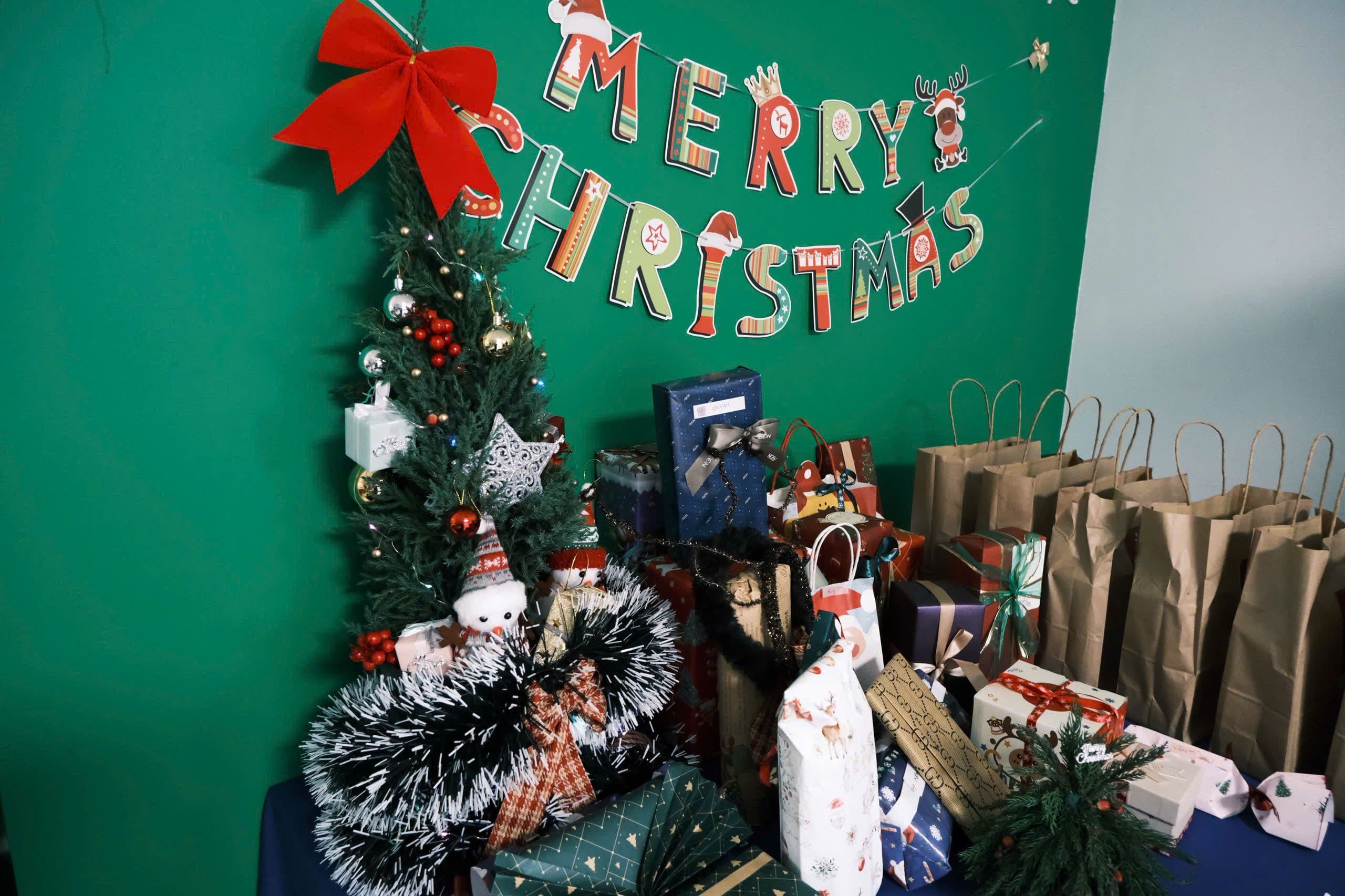A Memorable Christmas Party At EBOOST